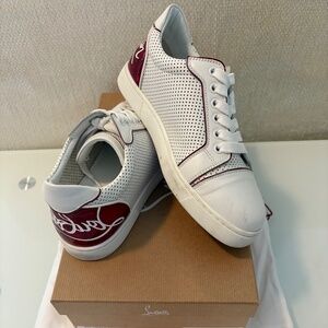 CHRISTIAN LOUBOUTIN SNEAKERS SIZE 35